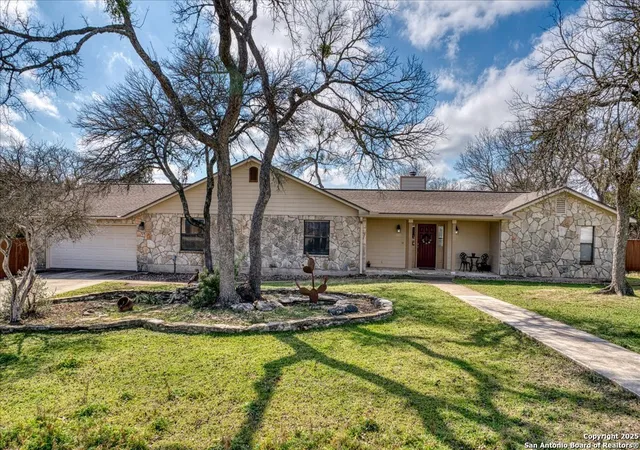 Photo 3 of Single family home for sale at 20 Saddle Rock, Wimberley, TX 78676 | MLS# 1846168 | Listing updated on 2026-01-07