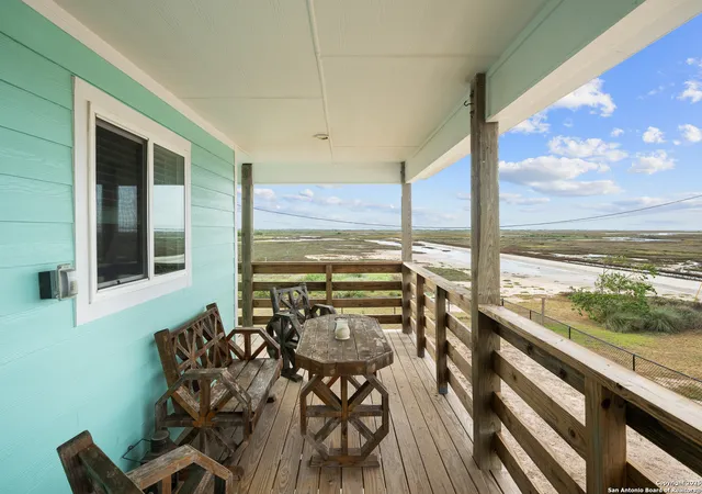 Homes for sale in Rockport, TX | 53 Tern, Rockport, TX 78382 | MLS# 1846276