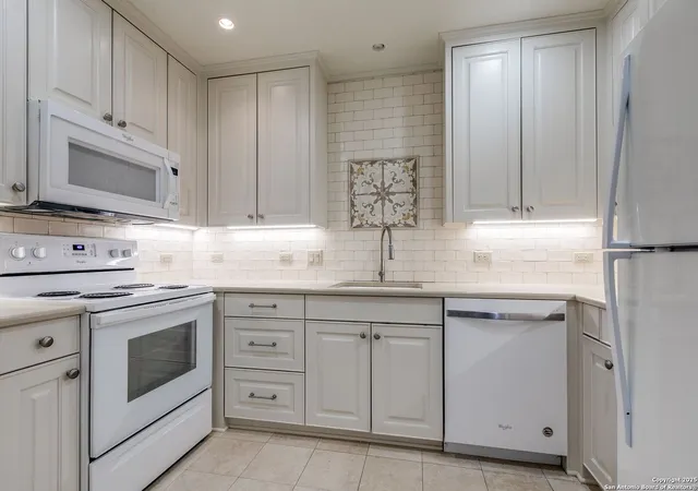 Homes for sale in San Antonio, TX | 1 Towers Park Ln #616, San Antonio, TX 78209 | MLS# 1846558
