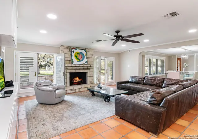 Photo 2 of Single family home for sale at 203 Hl Country, Hillcountr, TX 78232 | MLS# 1846604 | Listing updated on 2025-03-19