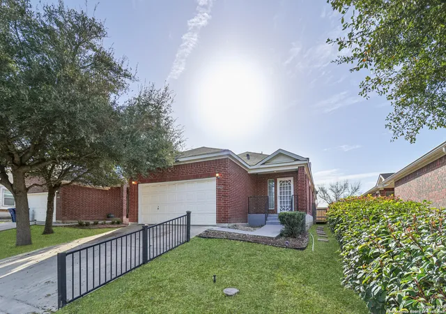 Photo 3 of Sale Pending at 6422 Ithaca Fls, San Antonio, TX 78239 | MLS# 1846633 | Listing updated on 2025-12-20
