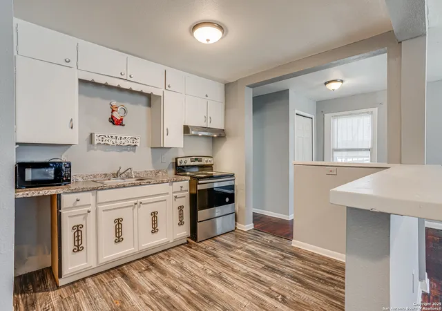Photo 2 of Single family home for sale at 3326 W Travis, San Antonio, TX 78207 | MLS# 1846763 | Listing updated on 2025-03-10
