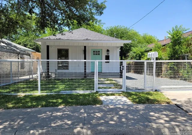 Photo 2 of Single family home for sale at 1329 Delgado, San Antonio, TX 78207 | MLS# 1846774 | Listing updated on 2025-03-15