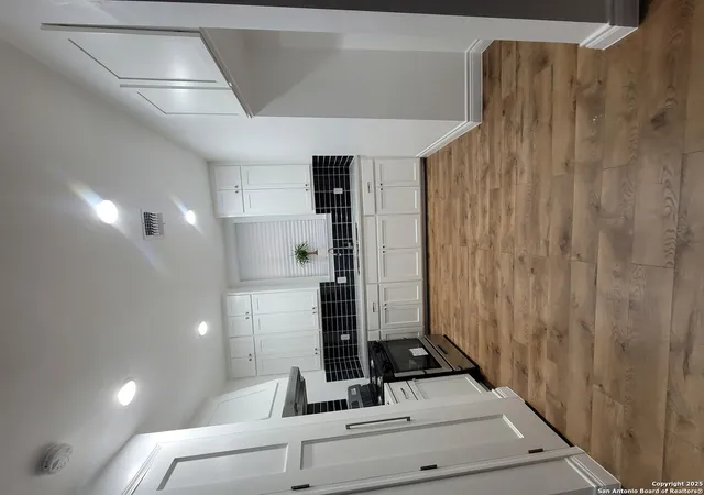 Photo 4 of Single family home for sale at 1329 Delgado, San Antonio, TX 78207 | MLS# 1846774 | Listing updated on 2025-03-15