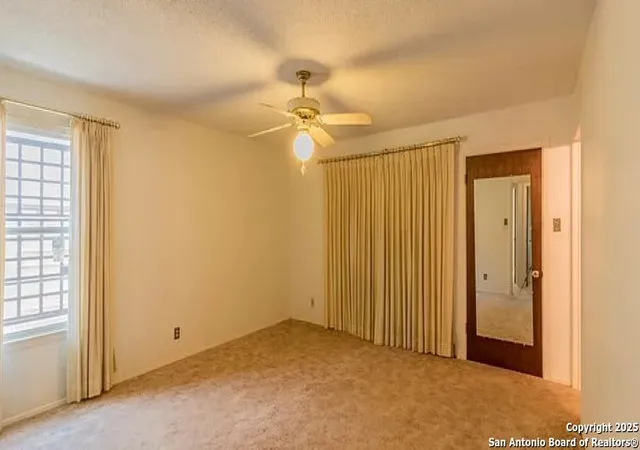 Photo 3 of Single family home for sale at 938 Clearview, San Antonio, TX 78228 | MLS# 1846999 | Listing updated on 2025-07-13