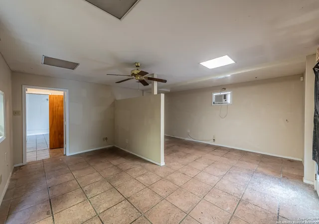 Photo 3 of House for sale at 1006 West Ave, San Antonio, TX 78201 | MLS# 1847050 | Listing updated on 2025-07-10