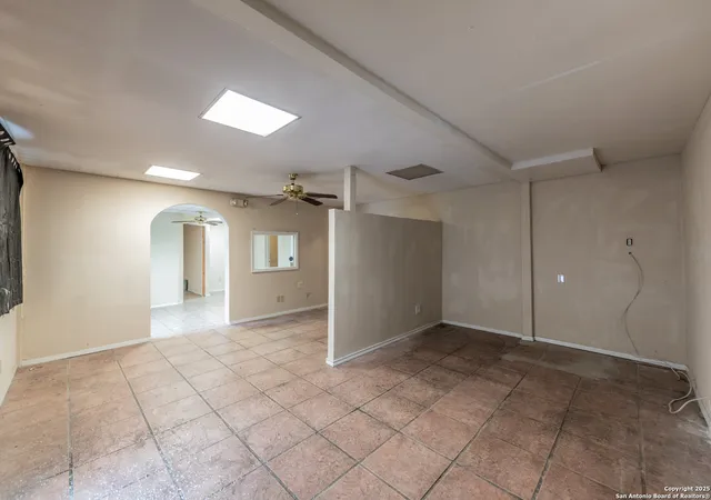Photo 4 of House for sale at 1006 West Ave, San Antonio, TX 78201 | MLS# 1847050 | Listing updated on 2025-07-10