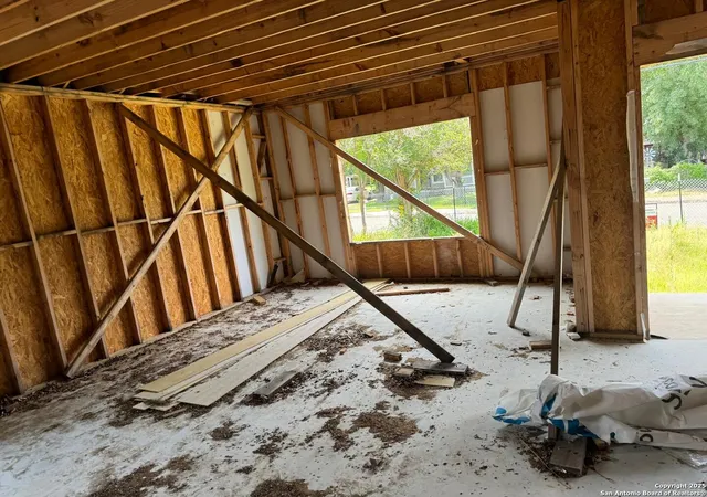 Photo 3 of Single family home for sale at 123 Yuma, San Antonio, TX 78211 | MLS# 1847108 | Listing updated on 2025-12-16