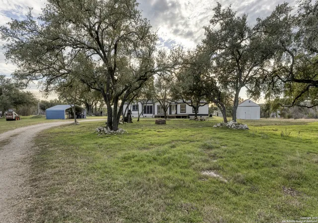 Photo 2 of Sale Pending at 127 Eden Ranch, Canyon Lake, TX 78133 | MLS# 1847157 | Listing updated on 2025-09-23