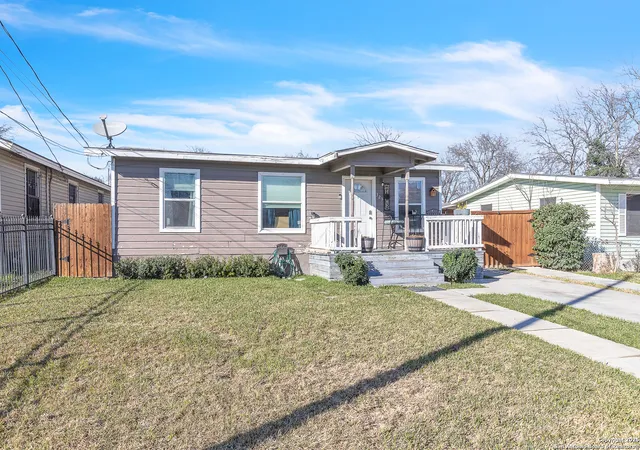Photo 2 of Single family home for sale at 323 Continental, San Antonio, TX 78228 | MLS# 1847210 | Listing updated on 2025-11-24