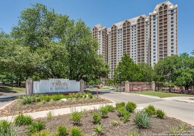 2nd image of The Towers at Park Lane, San Antonio, TX 78209