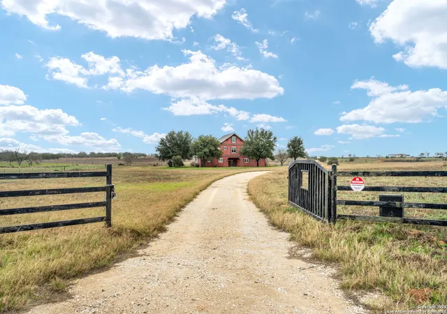 image of 3893 State Hwy 97, Floresville, TX 78114 | MLS# 1847284