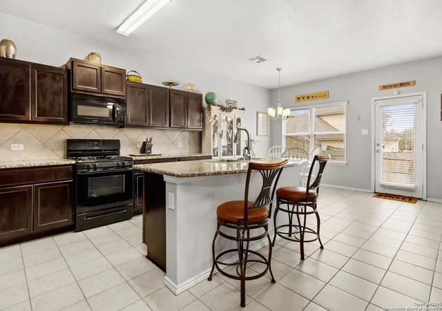 5th image of 113 Wedgewood Way, San Marcos, TX 78666 | MLS# 1847296