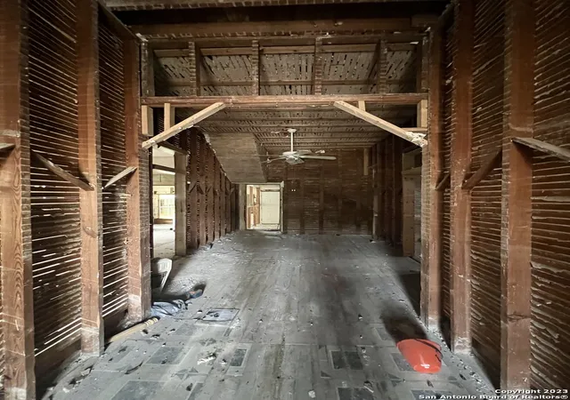 Photo 3 of Single family home for sale at 1019 Nolan, San Antonio, TX 78202 | MLS# 1847351 | Listing updated on 2025-09-23