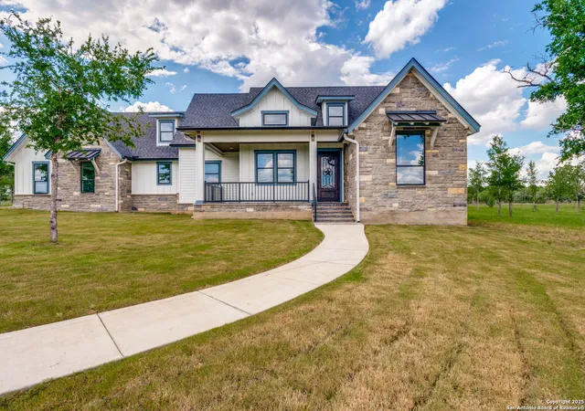 Photo 38 of Single family home for sale at 485 Post Oak, Cuero, TX 77954 | MLS# 1847352 | Listing updated on 2026-05-04