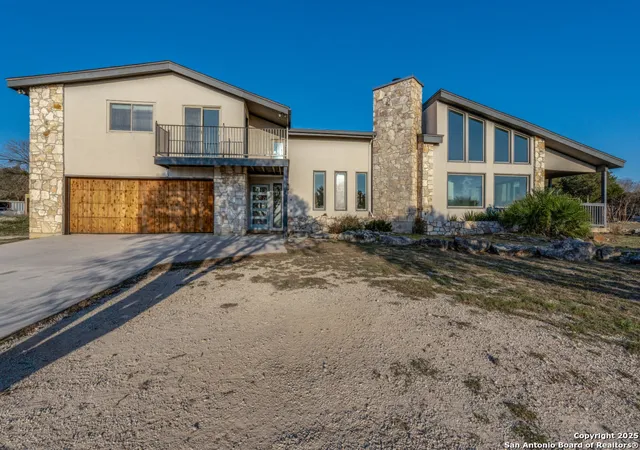Photo 3 of Single family home for sale at 837 Military, Canyon Lake, TX 78133 | MLS# 1847496 | Listing updated on 2026-02-19