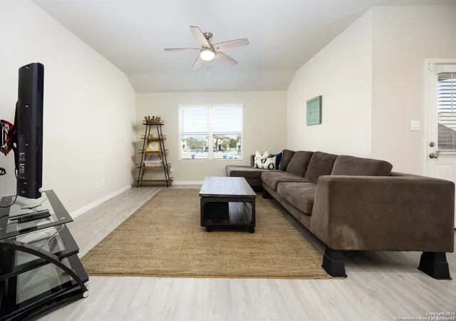 Photo 4 of Sale Pending at 6023 Akin Stroll, San Antonio, TX 78261 | MLS# 1847536 | Listing updated on 2025-11-25
