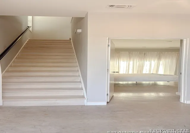 Photo 3 of Single family home for sale at 422 Hays, San Antonio, TX 78202 | MLS# 1847607 | Listing updated on 2025-11-24