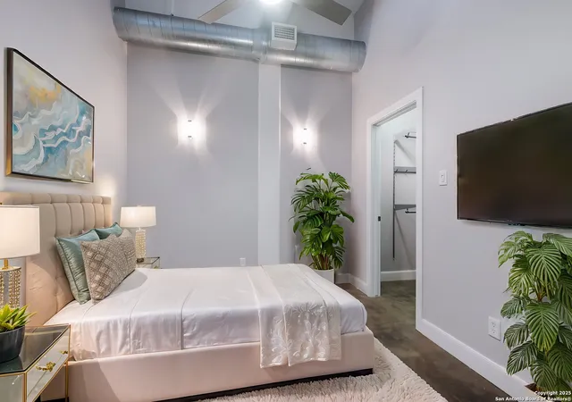Photo 3 of Sale Pending at 831 S Flores St #2410, San Antonio, TX 78204 | MLS# 1847610 | Listing updated on 2025-10-17