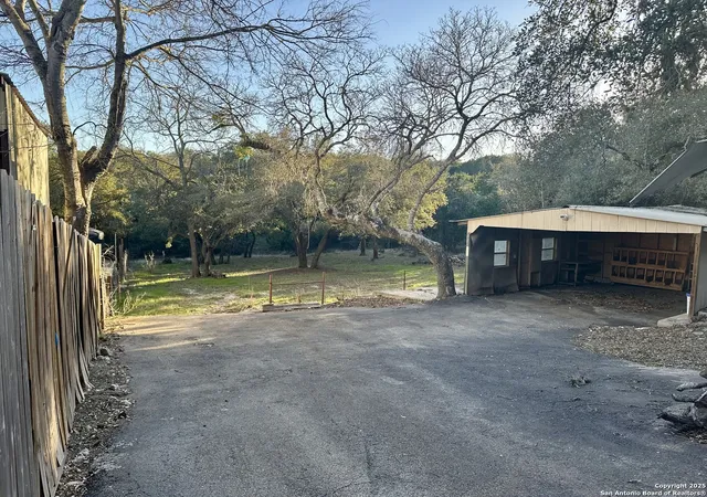 Photo 1 of Manufactured home for sale at 171 Shadow Mountain, Spring Branch, TX 78070 | MLS# 1847627 | Listing updated on 2025-03-14