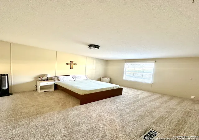 Photo 4 of Manufactured home for sale at 171 Shadow Mountain, Spring Branch, TX 78070 | MLS# 1847627 | Listing updated on 2025-03-14