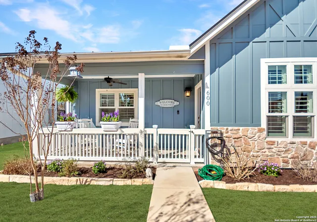 Photo 1 of Sale Pending at 530 Oak Park Dr Unit 600, Boerne, TX 78006 | MLS# 1847628 | Listing updated on 2025-10-10