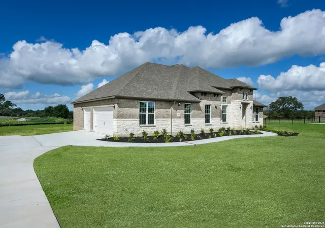 2nd image of 10811 Chestnut Warbler, New Braunfels, TX 78132 | MLS# 1847828