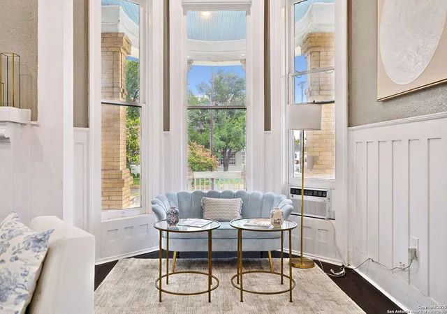 Photo 3 of Single family home for sale at 339 W Woodlawn Avenue, San Antonio, TX 78212 | MLS# 1847829 | Listing updated on 2025-08-23