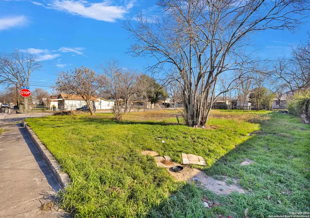 Photo 2 of Land for sale at 202 Eskimo, San Antonio, TX 78225 | MLS# 1847884 | Listing updated on 2026-04-17