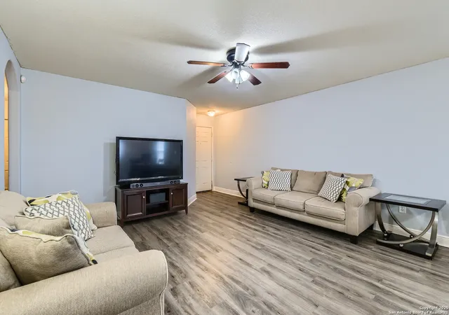 Photo 3 of Single family home for sale at 11351 Fire Cyn, San Antonio, TX 78252 | MLS# 1847961 | Listing updated on 2025-10-24