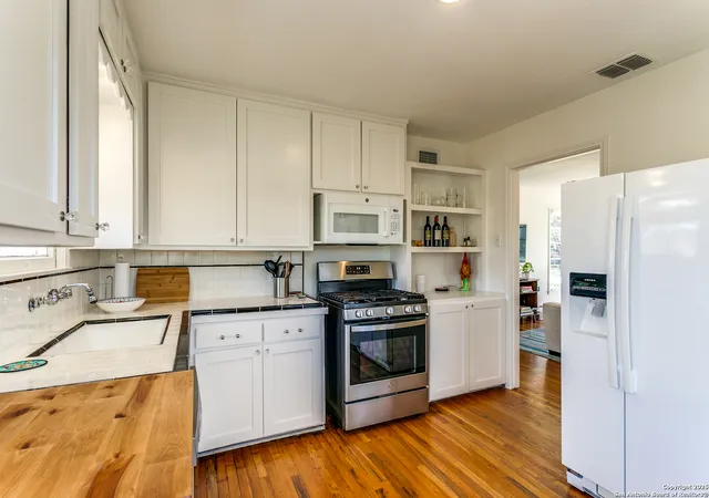 Photo 1 of Single family home for sale at 447 Harmon, San Antonio, TX 78209 | MLS# 1847995 | Listing updated on 2025-03-17