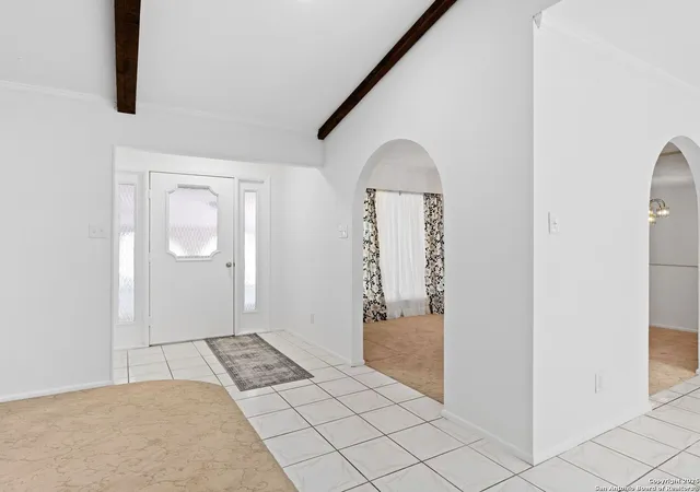 Photo 3 of Sale Pending at 1903 Town Crk, Cibolo, TX 78108 | MLS# 1848050 | Listing updated on 2025-10-15