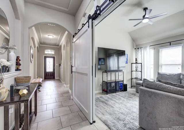 Photo 3 of Single family home for sale at 506 Norwood, Schertz, TX 78108 | MLS# 1848136 | Listing updated on 2025-03-12