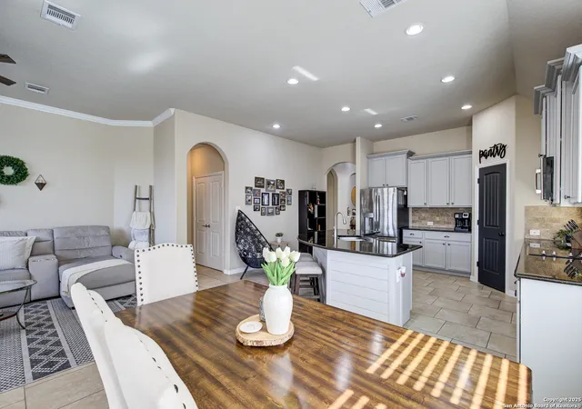 Photo 3 of Single family home for sale at 506 Norwood, Schertz, TX 78108 | MLS# 1848136 | Listing updated on 2025-03-12