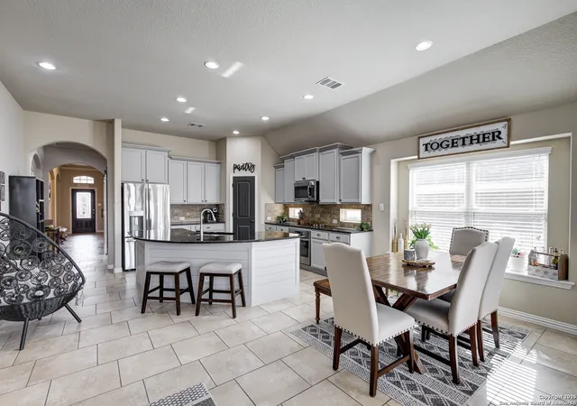 Photo 4 of Single family home for sale at 506 Norwood, Schertz, TX 78108 | MLS# 1848136 | Listing updated on 2025-03-12