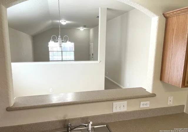 Photo 2 of Sale Pending at 431 Roadrunner, New Braunfels, TX 78130 | MLS# 1848202 | Listing updated on 2025-11-15