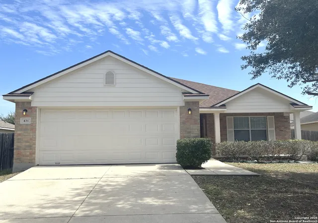 Photo 1 of Sale Pending at 431 Roadrunner, New Braunfels, TX 78130 | MLS# 1848202 | Listing updated on 2025-11-15