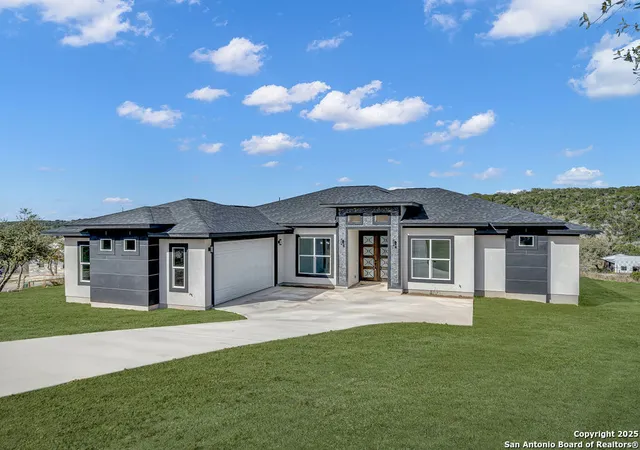 Photo 2 of Single family home for sale at 257 Pr 2774, Mico, TX 78056 | MLS# 1848489 | Listing updated on 2025-11-10