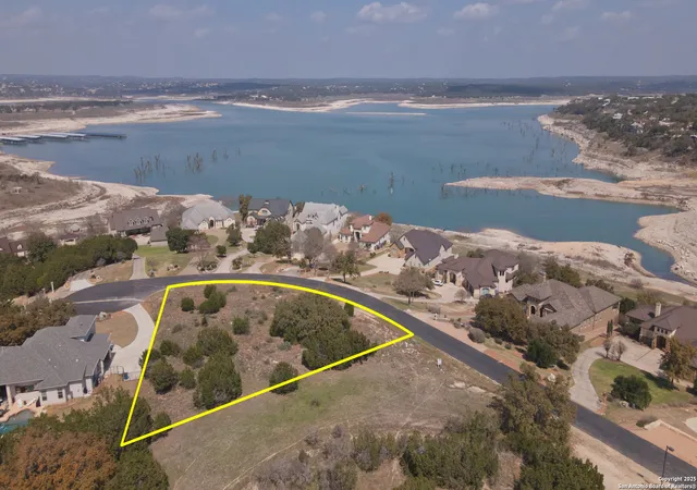 Photo 1 of Land for sale at 555 Oak Shores Dr, Canyon Lake, TX 78133 | MLS# 1848994 | Listing updated on 2025-12-29