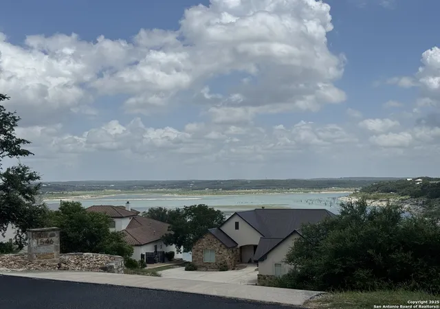 Photo 2 of Land for sale at 555 Oak Shores Dr, Canyon Lake, TX 78133 | MLS# 1848994 | Listing updated on 2025-12-29