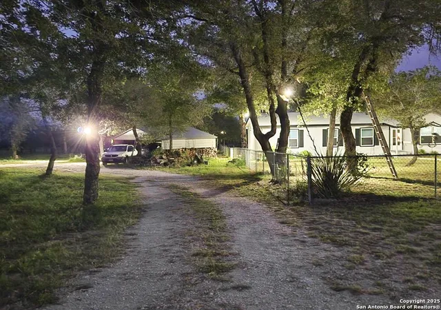 5th image of 2299 County Road 770, Natalia, TX 78059 | MLS# 1849036