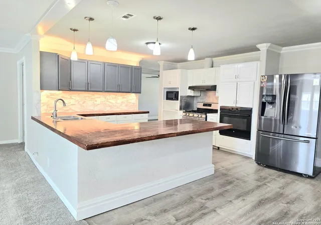 Photo 3 of Single family home for sale at 5894 Castle Run, San Antonio, TX 78218 | MLS# 1849506 | Listing updated on 2026-05-24