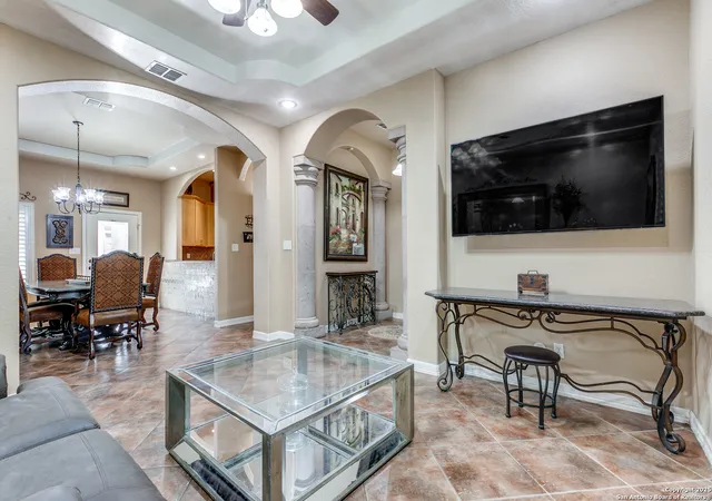 Photo 4 of Single family home for sale at 58 Dolores, San Antonio, TX 78228 | MLS# 1849671 | Listing updated on 2026-02-05