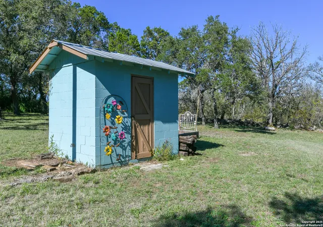 Photo 1 of Single family home for sale at 14152 Antonio Dr, Helotes, TX 78023 | MLS# 1849814 | Listing updated on 2025-03-18