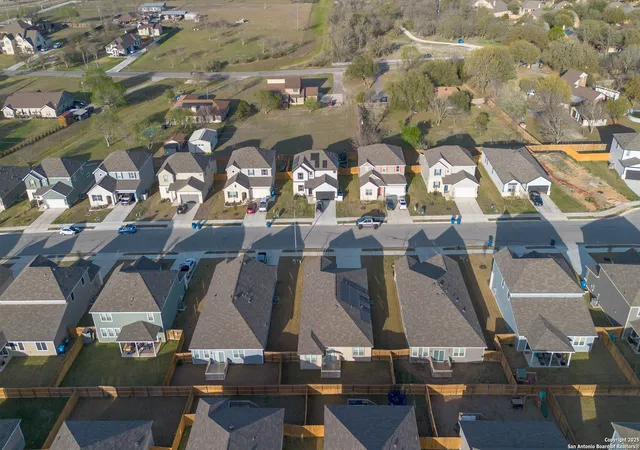 41st image of 120 Bella Rosa Trail, Cibolo, TX 78108 | MLS# 1850260