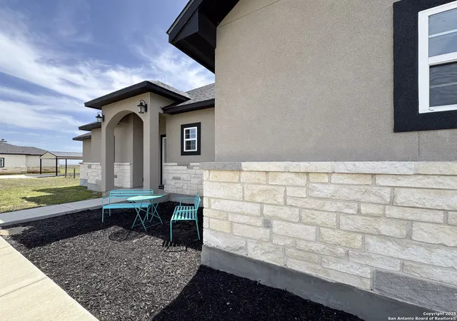 4th image of 101 Estates Dr, Schertz, TX 78154 | MLS# 1850349