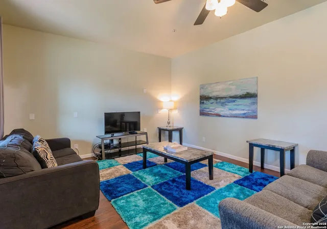 4th image of 412 Warren St, San Antonio, TX 78212 | MLS# 1850493