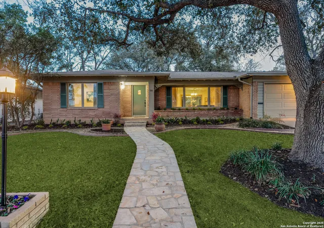 27th image of 510 S Woodcrest, San Antonio, TX 78209 | MLS# 1850518