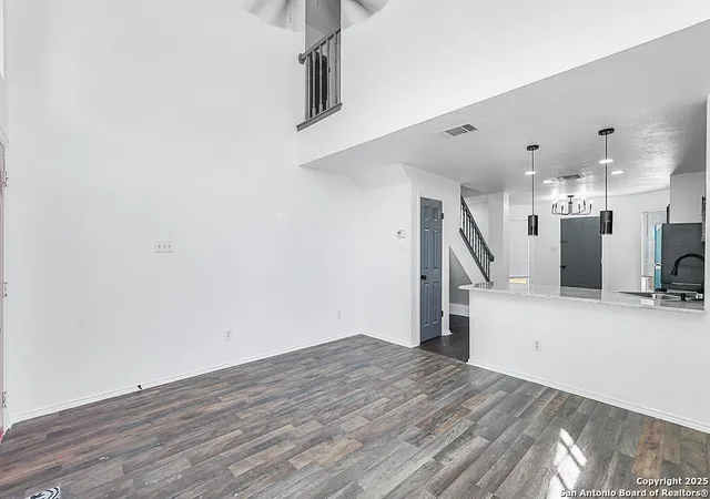 Photo 4 of Single family home for sale at 7923 Santa Catalina, San Antonio, TX 78250 | MLS# 1850592 | Listing updated on 2025-06-02