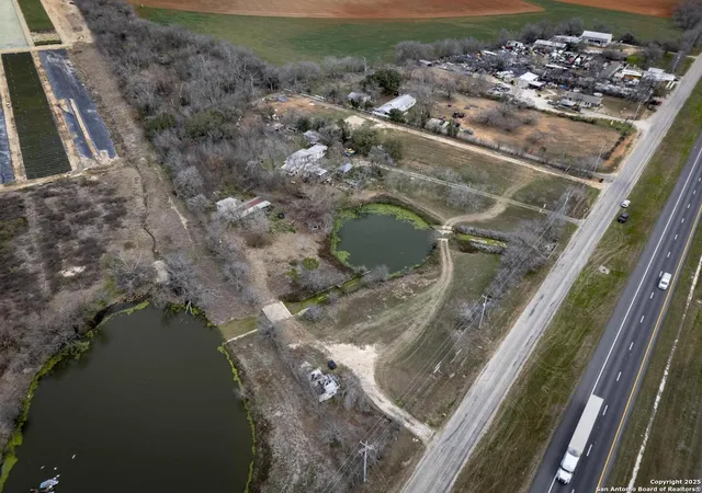 4th image of 14989 S Ih 35, Von Ormy, TX 78073 | MLS# 1850715